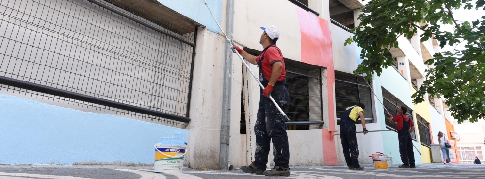 Sokaklarıyla marka KARESİ