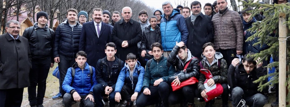 Başkan Yücel Yılmaz: "Kocaeli Diriliş Kampı gençliğin kalbi gibi"