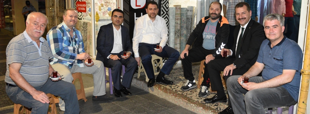 Gündüz merkezde gece kırsalda