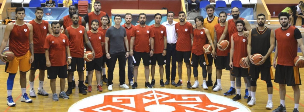Karesispor sezonu açtı
