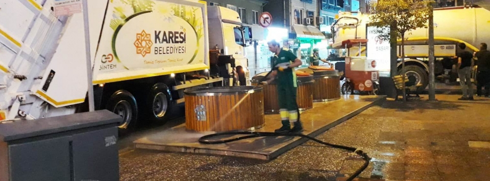 Karesi bayrama hazır