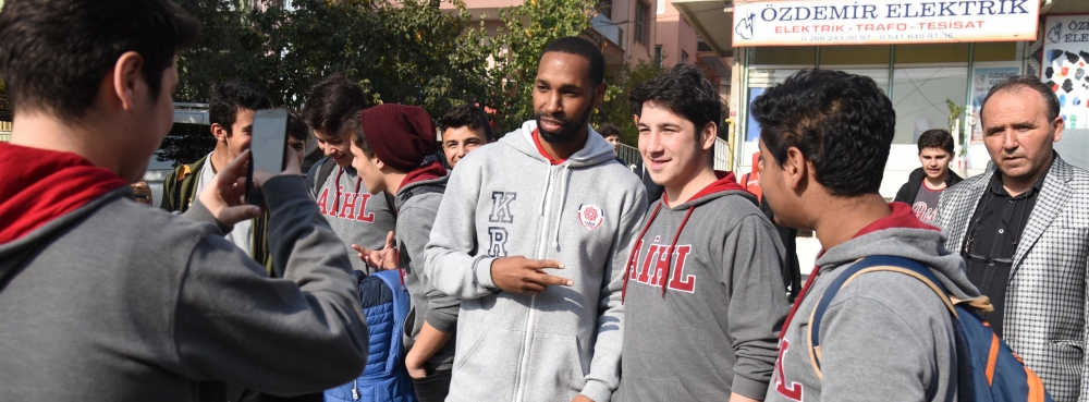 Karesispor imam hatip öğrencileriyle bir araya geldi