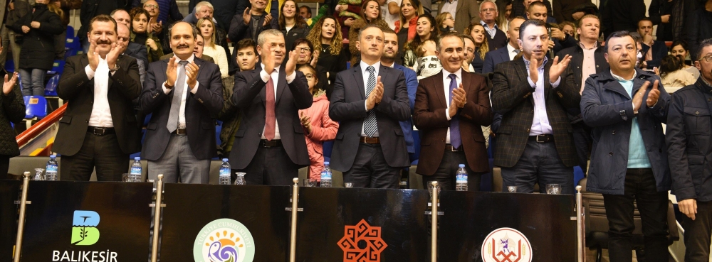 Yenilmez armada kayıpsız ilerliyor
