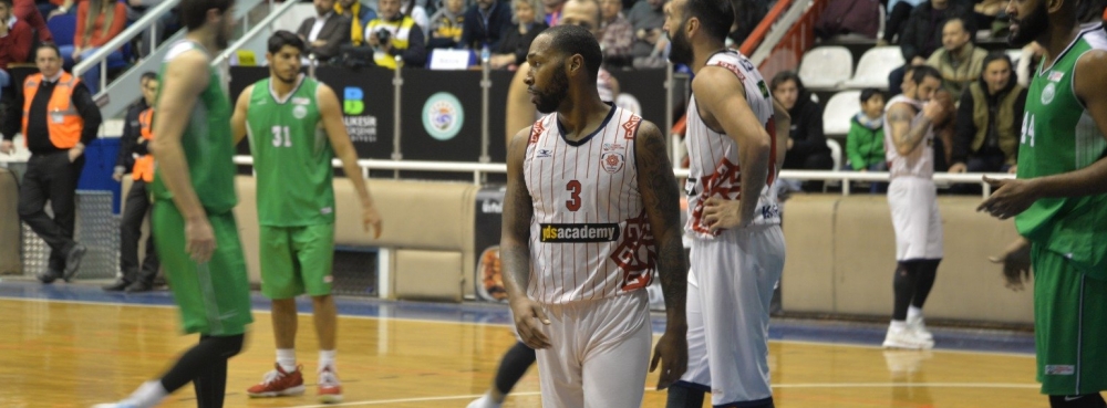 Karesispor uzatmada yıkıldı