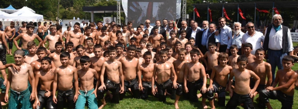 Kurtdere’nin Dualı Çayırında Pehlivanlar Kol Bağladı