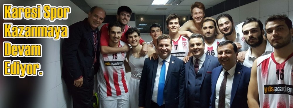 Karesi Spor, kazanmaya devam ediyor
