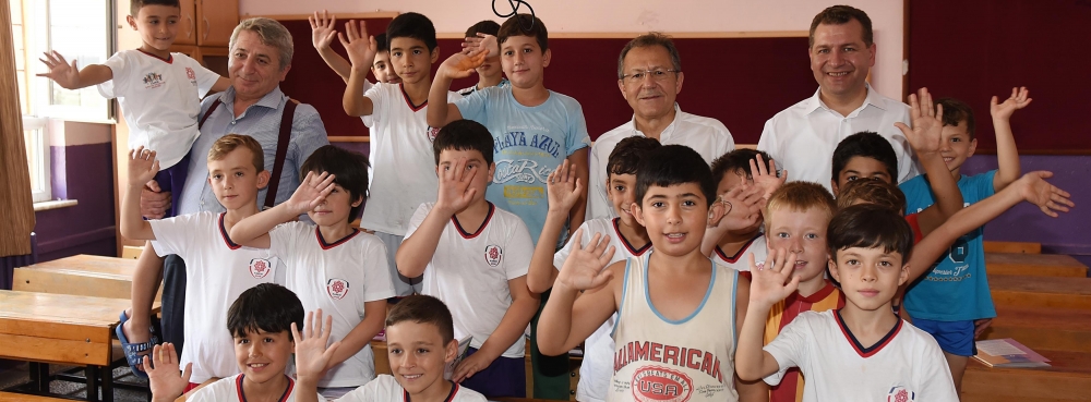 Başkan Uğur: Karesi'de gençler iyi yetişiyor