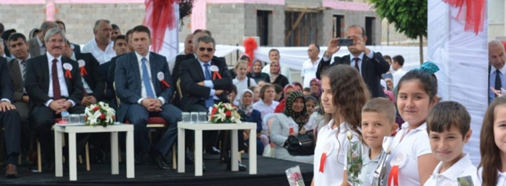 EĞİTİM ÖĞRETİM YILI TÖRENLE AÇILDI