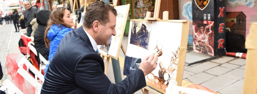 Başkan Yücel Yılmaz; "Cumhuriyet, sanat ve sanatçı ile güzel"