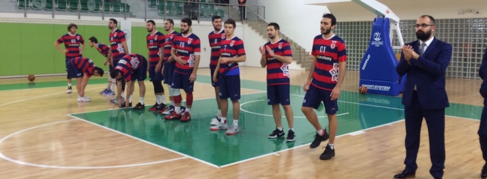 Karesi Yine Çok Farklı