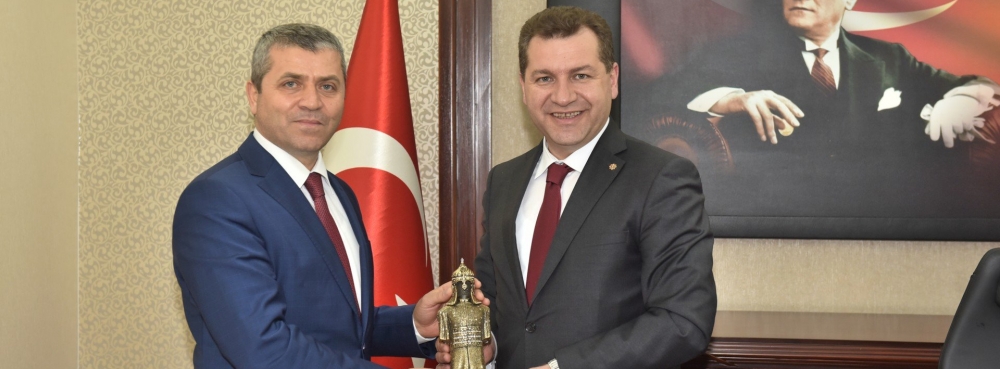 Yeni kaymakama ilk ziyaret