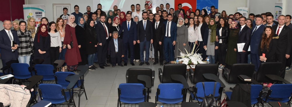 Gençlik ve Spor Bakan Yardımcısı Abdurrahim Boynukalın, Genç Liderler Akademisi'nde