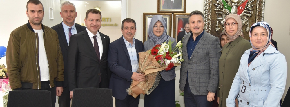 Ak Parti, MHP ve Ülkü Ocakları EVET diyor