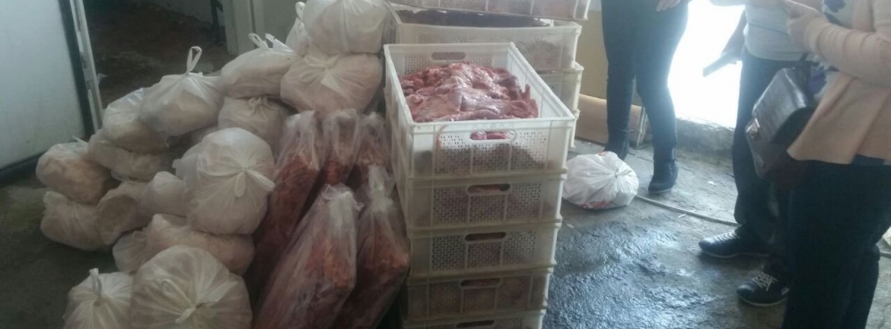 Karesi'de 590 kg kaçak et ele geçirildi