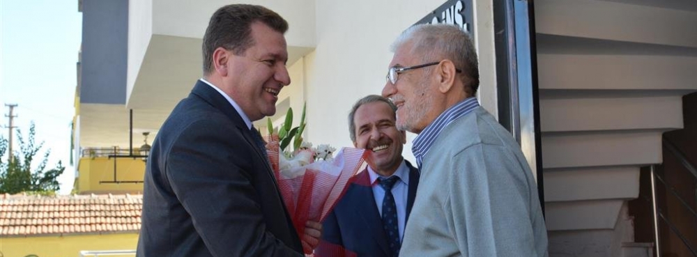 BAŞKAN YILMAZ, YAŞLILARIN GÜNÜNÜ KUTLADI