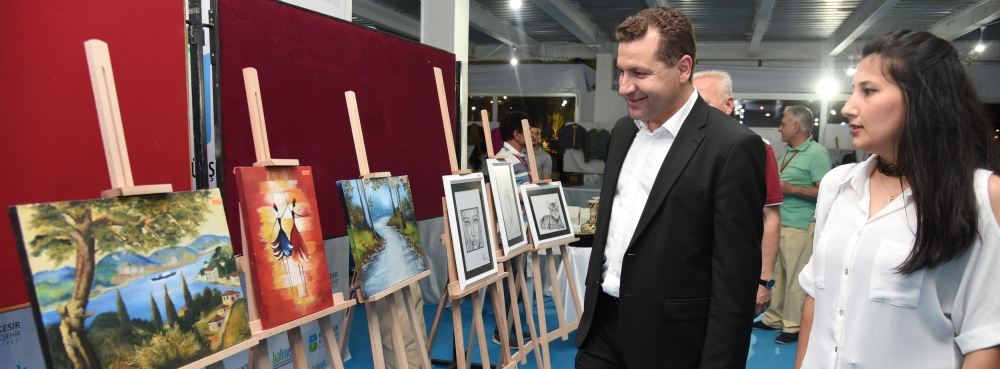 Güvenlik görevlisinden resim sergisi