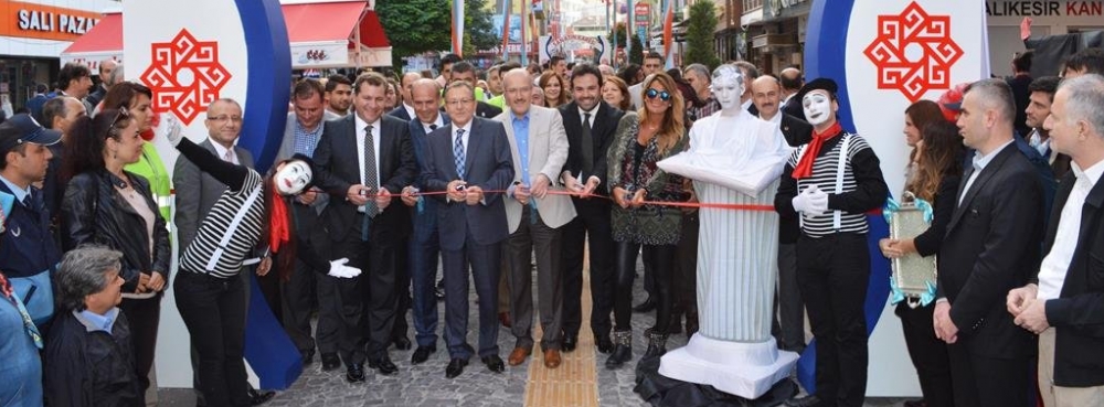 Karesi, Sanat Sokağı ile renklendi