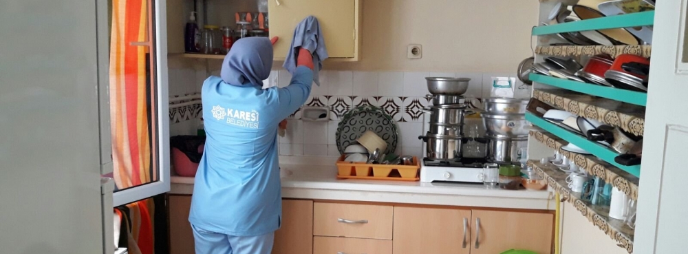 Karesi, 8 ayda 502 kez ev temizledi