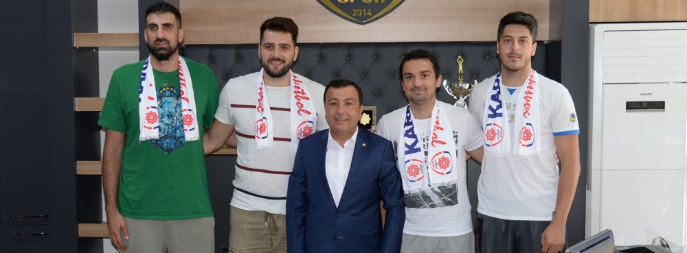 Şampiyon kadronun 4'lüsü yine imza attı