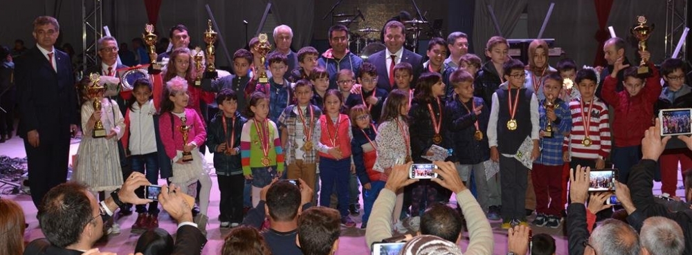 Satranç bir oyun değil, stratejidir