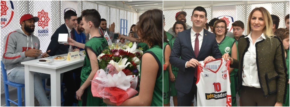 Karesispor iz bıraktı