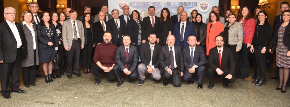 Başkan Yılmaz, akademisyenlerle buluştu