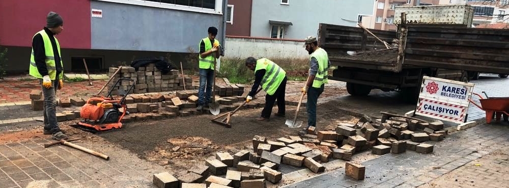Karesi'nin acil yol ve bakım ekipleri işbaşında