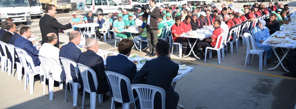 Başkan Yılmaz saha personeli ile buluştu