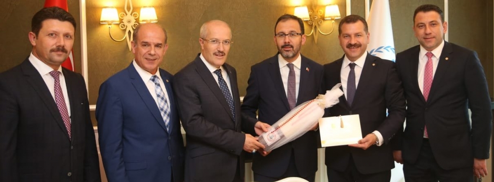 Bakan Kasapoğlu'na spor yatırımlarını anlattı