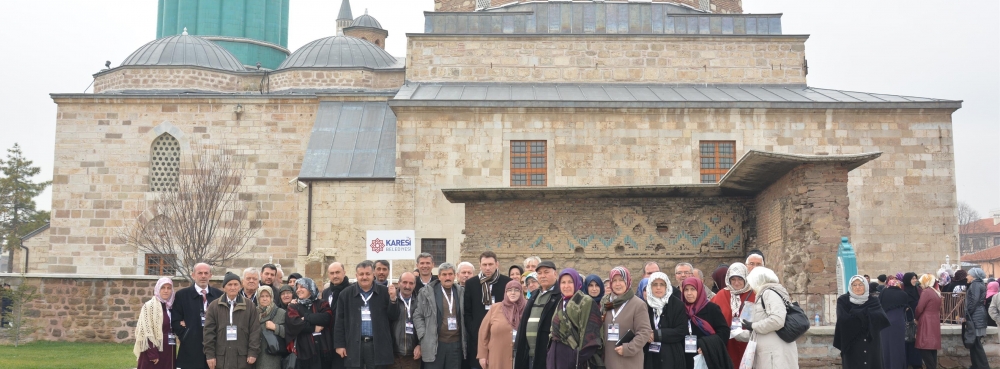 Karesi Belediyesi, 250 kişiyi Konya'ya götürdü