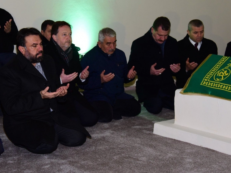 Karesi Belediyesi ecdadına sahip çıkıyor