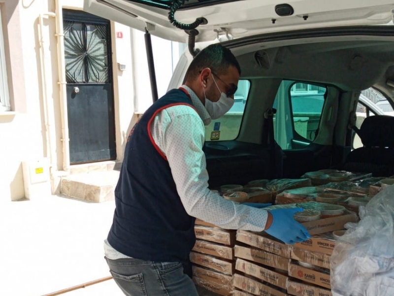 KARESİ, İFTARDA EVLERE MİSAFİR