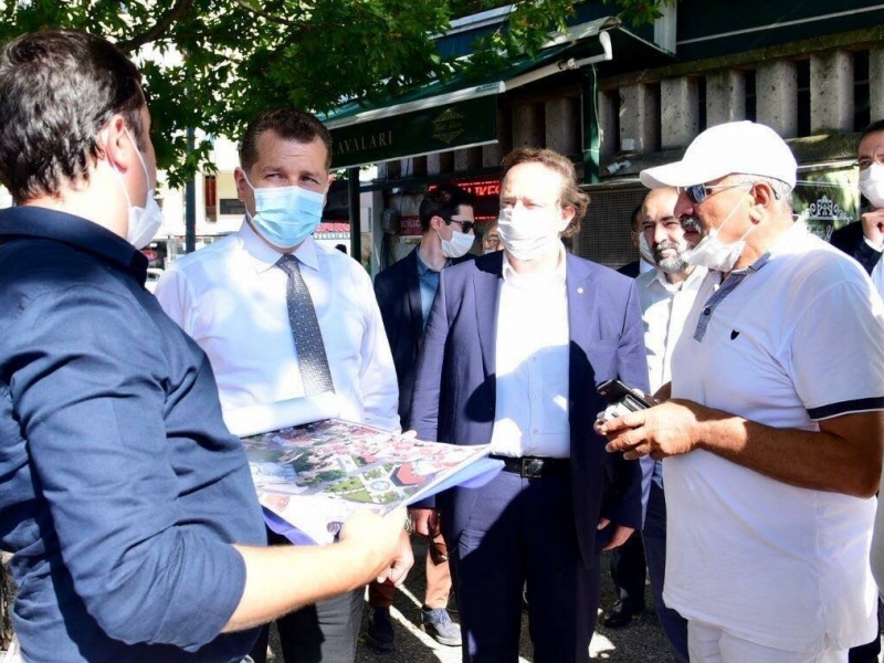 ZAĞNOS PAŞA MEYDANI YENİ YÜZÜNE KAVUŞUYOR