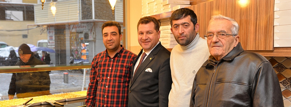 Karesi Belediyesi yatırımcıyı desteklemeye devam ediyor