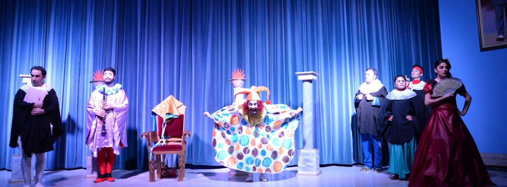 Karesi'de tiyatro şöleni