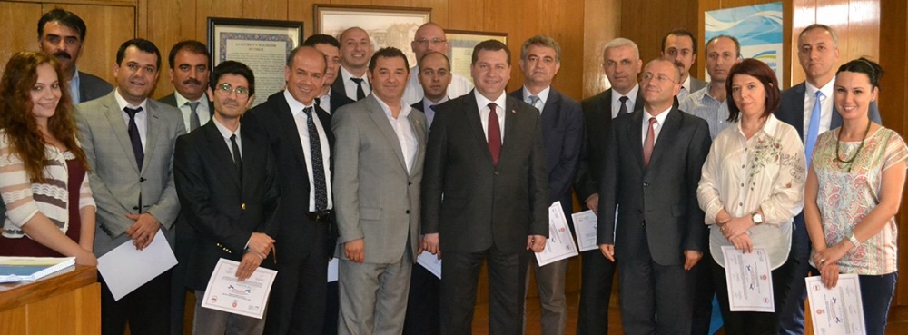 Karesi’de “Yerel Yönetim Çalışanlarının Kişisel Gelişimi ve Halkla İlişkiler Eğitimi” başladı