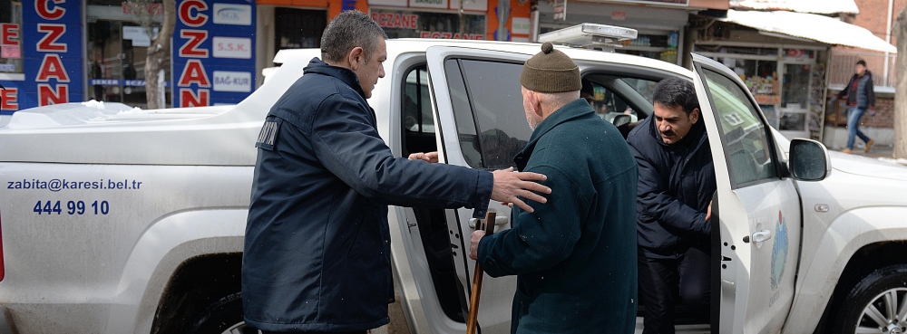 Vatandaşa Karesi sıcaklığı