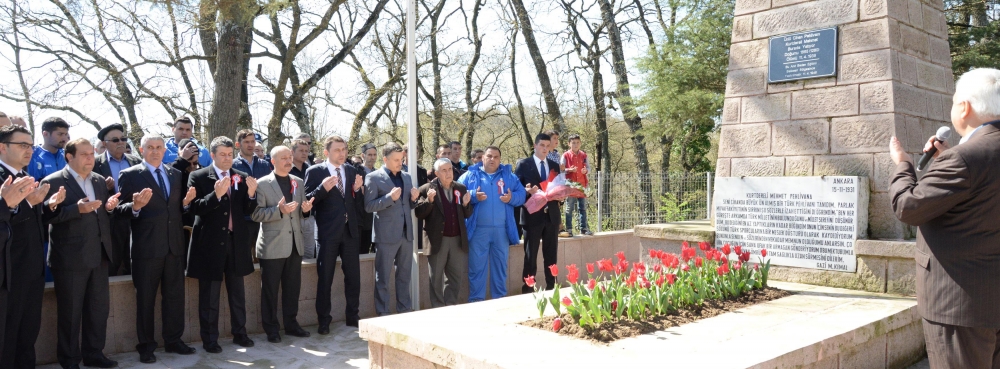 Cihan Pehlivanı dualarla anıldı