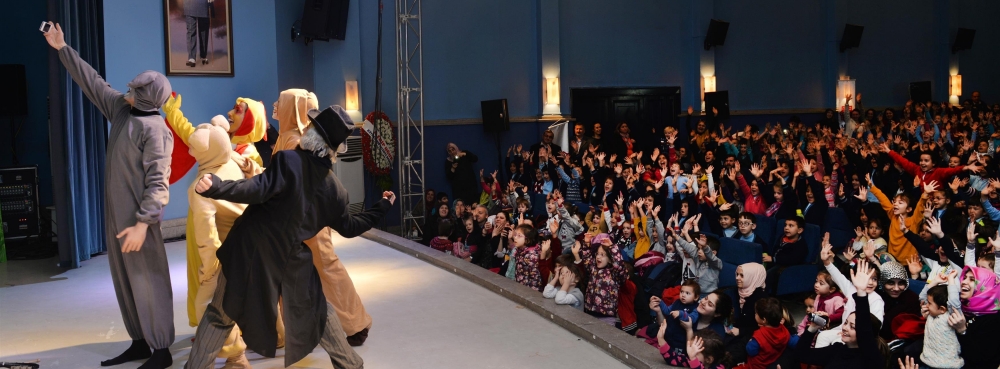 Karesi'de her şey çocuklar için