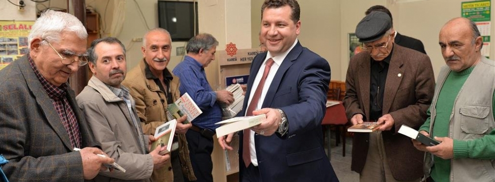 Karesi, 24 saat açık kütüphane