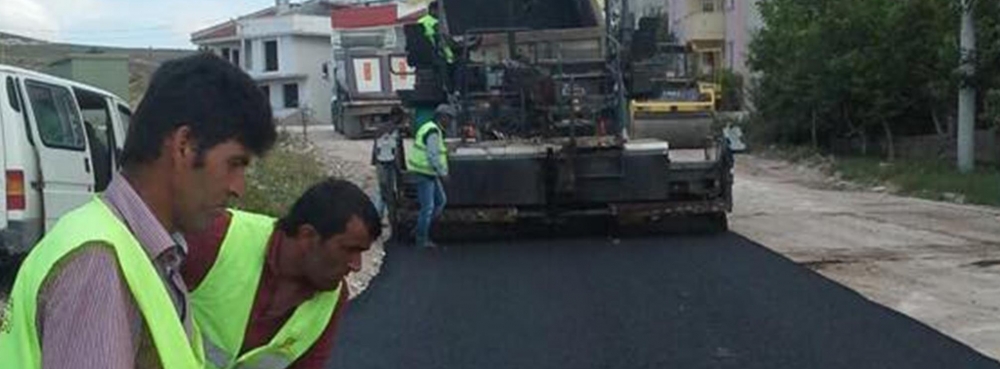 Karesi'de asfalt mesaisine devam