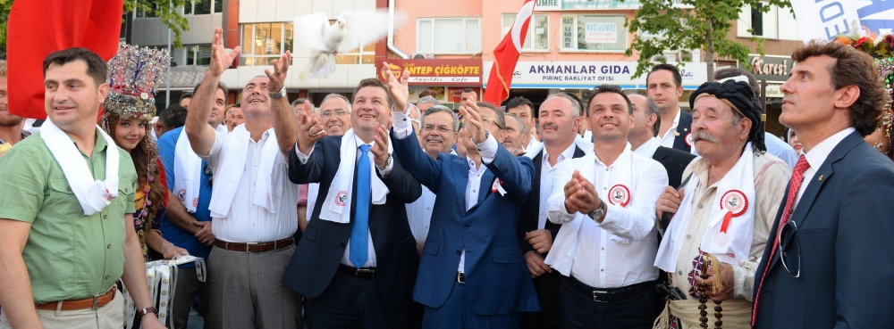 KURTDERELİ MEHMET PEHLİVAN SERGİSİ AÇILDI