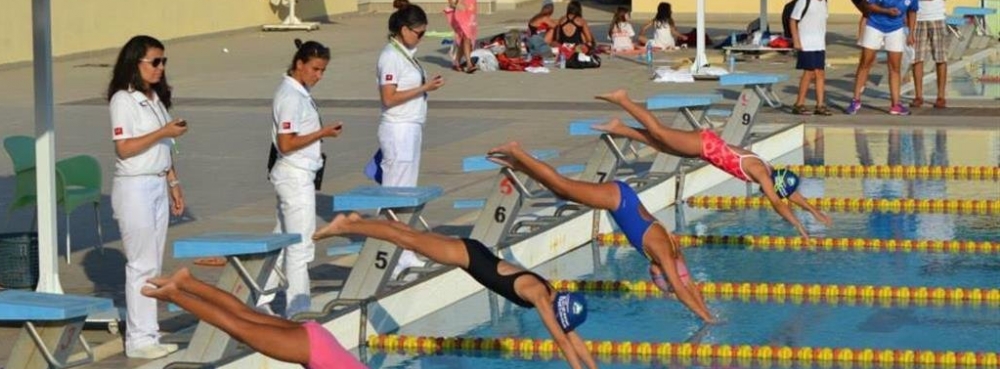 Atatürk Yüzme Havuzunda Karesi Dalgası