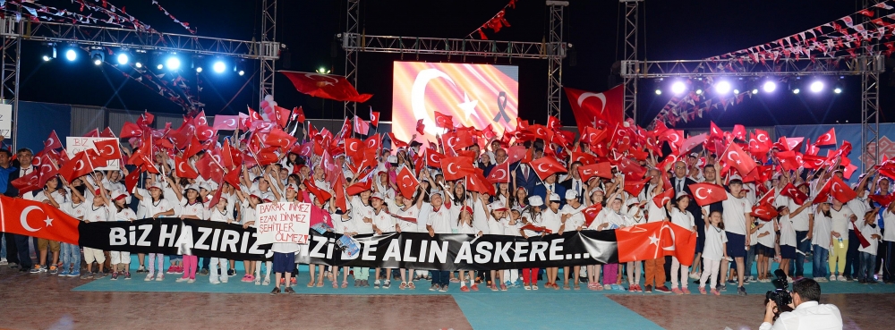 Biz hazırız, bizi de alın askere