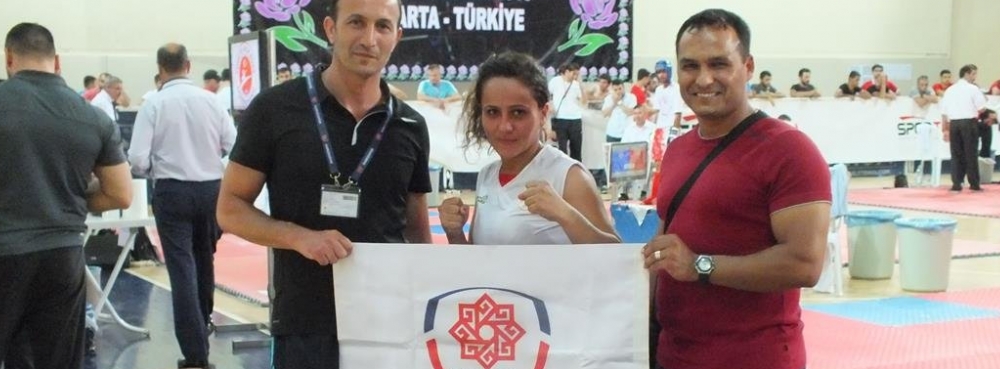 FİNALLERİN KIZI BALKAN ŞAMPİYONU